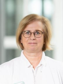 Dr. med. Reina Dobberkau