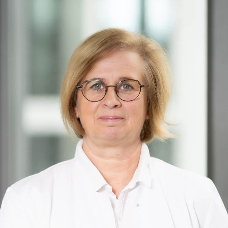 Dr. med. Reina Dobberkau